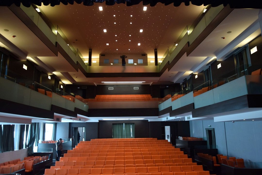 Teatro Luigi De Lise