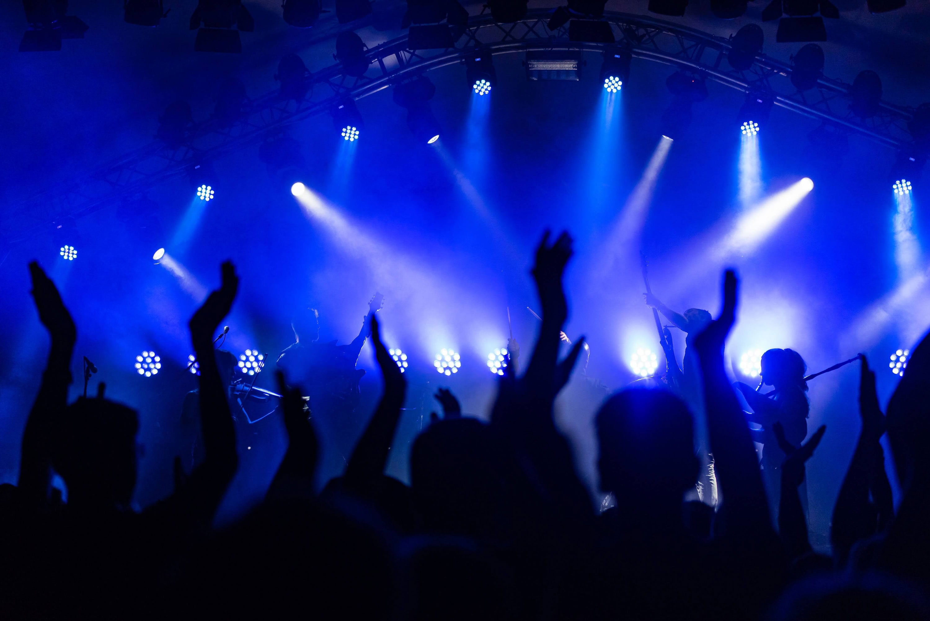 headerimage33-com.jpg